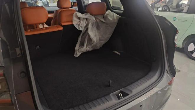 ：“典型”的长安车是什么样子？九游会J9独立试驾启源Q07(图6)